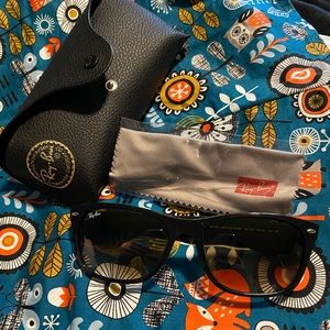 RayBan New Wayfarer  NWT